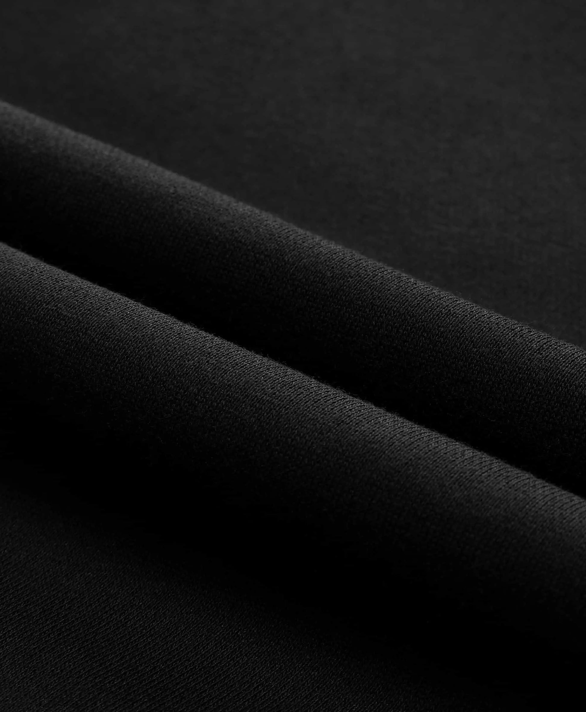 Shell: 50.4% Polyester;45% Cotton;4.6% other fabric