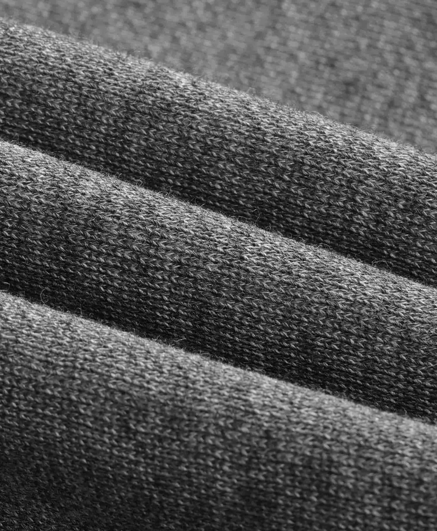 Shell: 50.4% Polyester;45% Cotton;4.6% other fabric