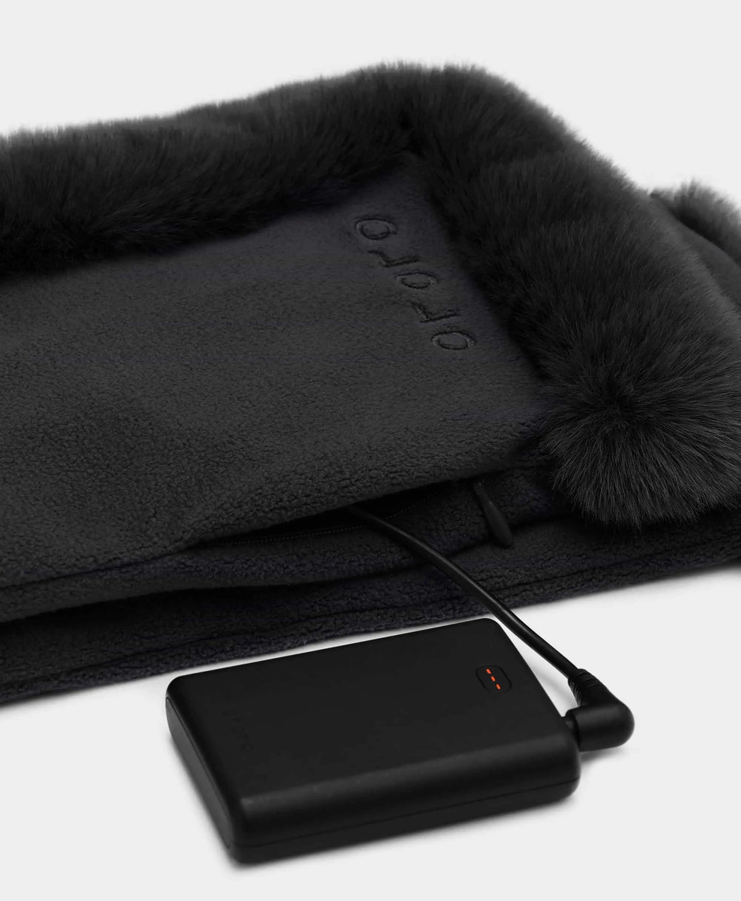 battery pocket with zipper